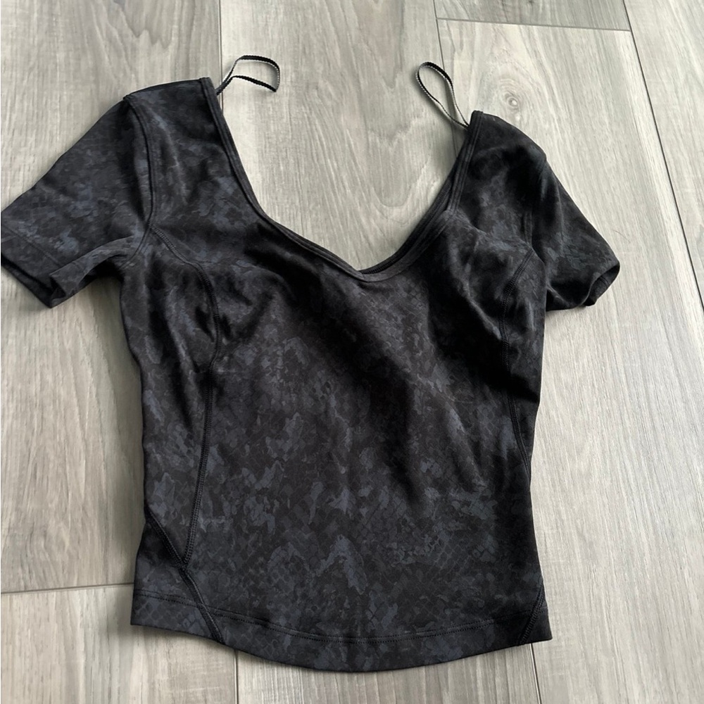 Lululemon align tee